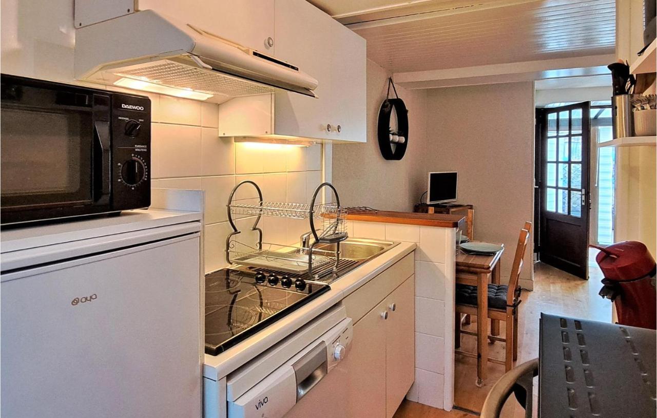 1 Bedroom Lovely Apartment In Grandcamp-Maisy Buitenkant foto